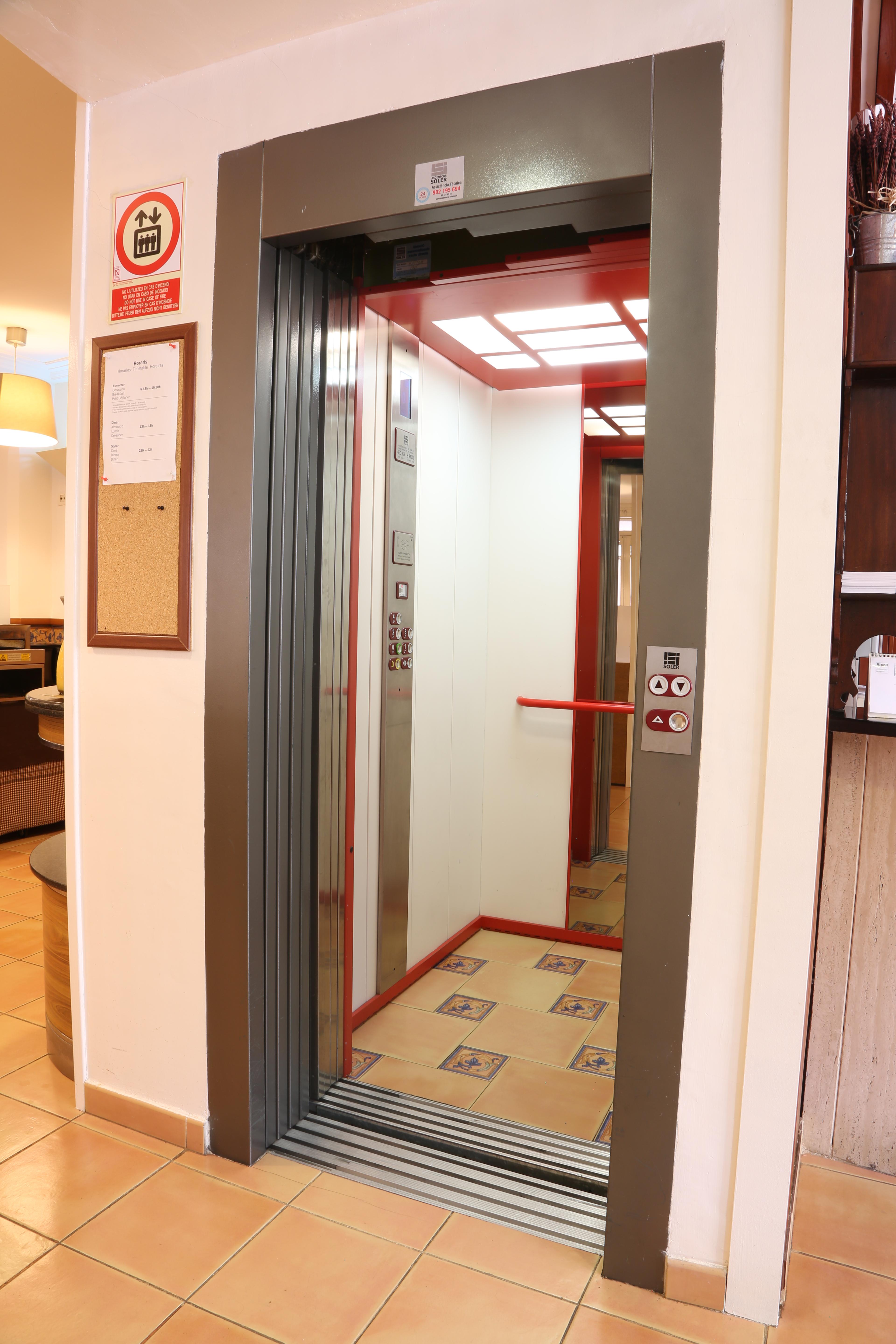 Hotel Ripoll 산트힐라리사캄 외부 사진